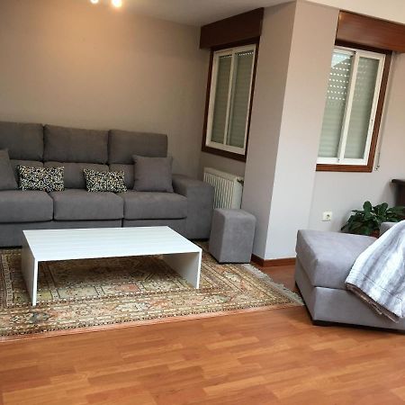 Duplex Rosalia De Castro. Ribadavia Leilighet Eksteriør bilde