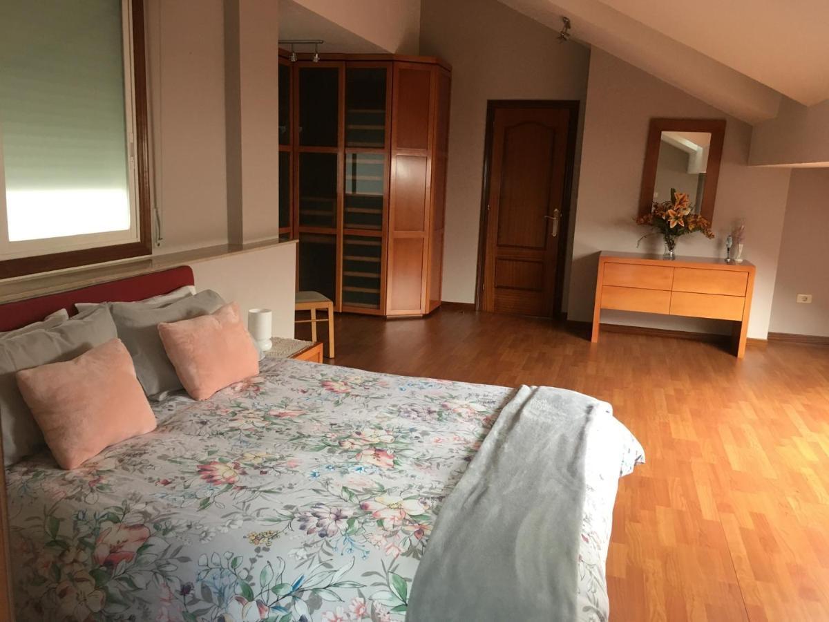 Duplex Rosalia De Castro. Ribadavia Leilighet Eksteriør bilde